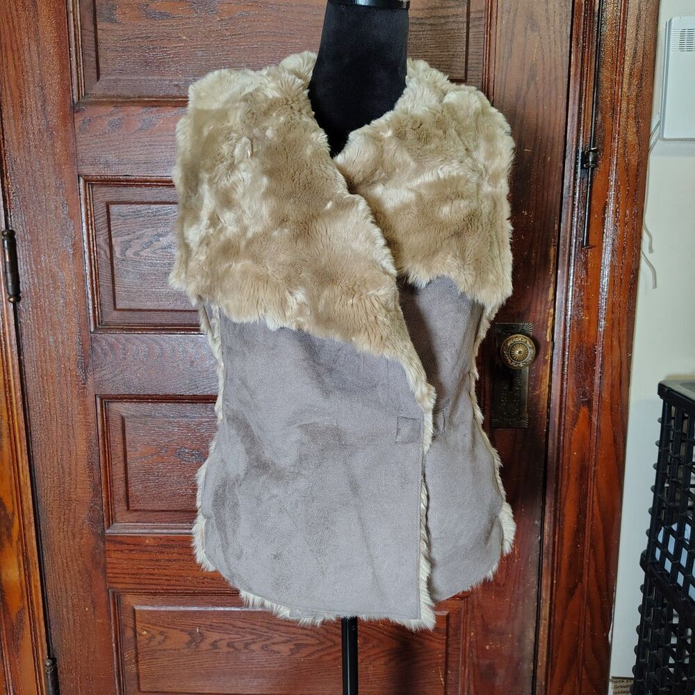 INC International Concepts Faux Fur Vest Sz M Grey